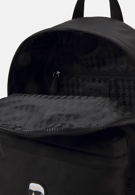 IKONIK - Backpack - black BLACK KARL LAGERFELD — Фото, Картинка BAG❤BAG Купить оригинал Украина, Киев, Житомир, Львов, Одесса ❤bag-bag.com.ua