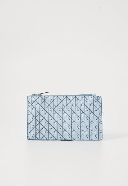 Calvin Klein Emblem Wallet Palest Blue Palest Blue LV04F1084G &mdash; фото 1 з 6