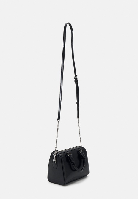 DUFFLE - Handbag Black / Silver-coloured DKNY — Фото, Картинка BAG❤BAG Купить оригинал Украина, Киев, Житомир, Львов, Одесса ❤bag-bag.com.ua