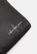 MONOGRAM SOFT REPORTER - Crossbody Bag BLACK Calvin Klein — 5/5 Фото, Картинка BAG❤BAG Придбати оригінал Україна, Київ, Житомир, Львів, Одеса ❤bag-bag.com.ua