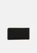 ULTRALIGHT WRISTLET - Wallet BLACK Calvin Klein — 2/5 Фото, Картинка BAG❤BAG Купить оригинал Украина, Киев, Житомир, Львов, Одесса ❤bag-bag.com.ua