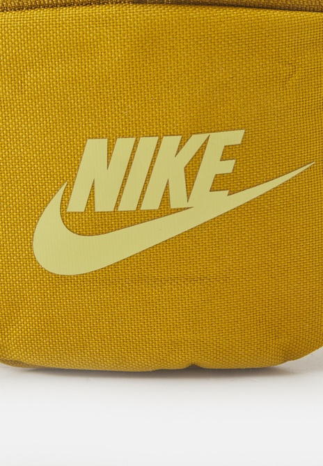 UNISEX - Belt Bag Bronzine Nike — Фото, Картинка BAG❤BAG Купить оригинал Украина, Киев, Житомир, Львов, Одесса ❤bag-bag.com.ua
