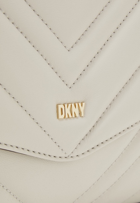 MADISON SHOULDER Bag - Handbag WHITE DKNY — Фото, Картинка BAG❤BAG Купить оригинал Украина, Киев, Житомир, Львов, Одесса ❤bag-bag.com.ua
