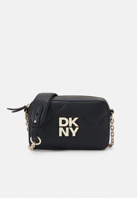 HOOK CAMERA Bag - Crossbody Bag Black / Gold DKNY — Фото, Картинка BAG❤BAG Купить оригинал Украина, Киев, Житомир, Львов, Одесса ❤bag-bag.com.ua