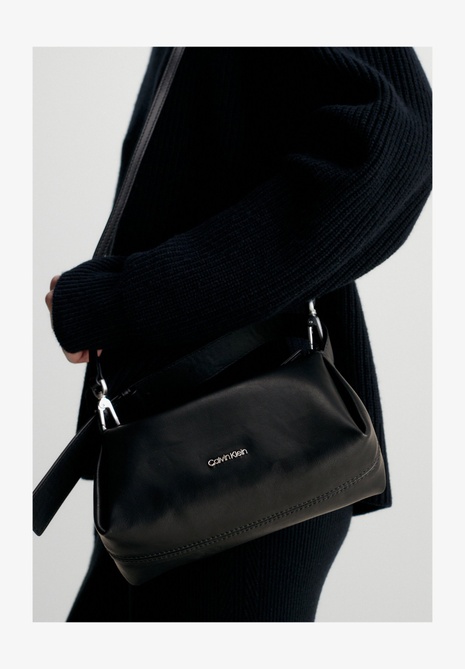 ELEVATED SOFT MINI - Handbag Ck black Calvin Klein — Фото, Картинка BAG❤BAG Купить оригинал Украина, Киев, Житомир, Львов, Одесса ❤bag-bag.com.ua