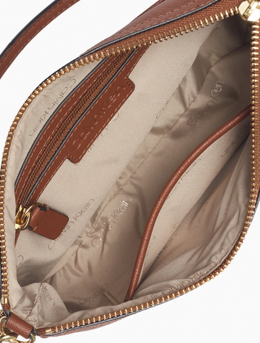 Saffiano Leather Shoulder Zip Bag LUGGAGE Calvin Klein — Фото, Картинка BAG❤BAG Купить оригинал Украина, Киев, Житомир, Львов, Одесса ❤bag-bag.com.ua