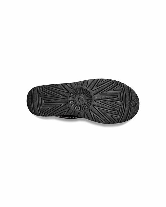 UGG Women's Classic Short Crescent BLACK 1161770 &mdash; фото 6 з 8