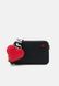 HEART OF CAMERA Bag - Crossbody Bag Black / Red DKNY — 2/7 Фото, Картинка BAG❤BAG Купить оригинал Украина, Киев, Житомир, Львов, Одесса ❤bag-bag.com.ua
