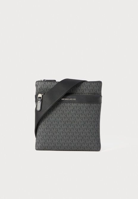 MICHAEL KORS Flat Xbody Cross Body Bag Black BLACK 33T5LHDM1B-001 &mdash; фото 2 из 5