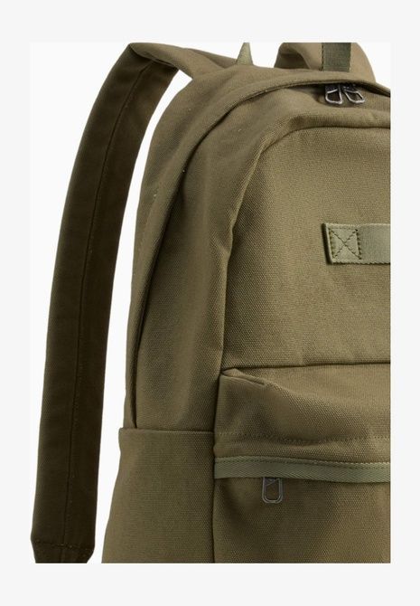 PUMA Lowdown Backpack Olive Olive BG136298PUM &mdash; фото 4 из 5