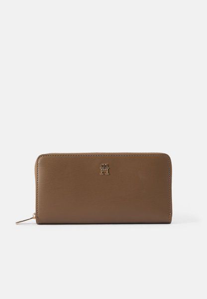 TOMMY HILFIGER Icon Wallet Nordic Taupe Nordic Taupe AW0AW17744 &mdash; фото 1 з 5