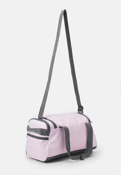 CHALLENGER DUFFEL Bag XS UNISEX - Sports Bag Pearl pink PUMA — Фото, Картинка BAG❤BAG Купить оригинал Украина, Киев, Житомир, Львов, Одесса ❤bag-bag.com.ua