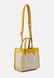 CANVAS FIELD TOTE - Crossbody Bag Natural canvas / Yellow gold COACH — 2/5 Фото, Картинка BAG❤BAG Купить оригинал Украина, Киев, Житомир, Львов, Одесса ❤bag-bag.com.ua