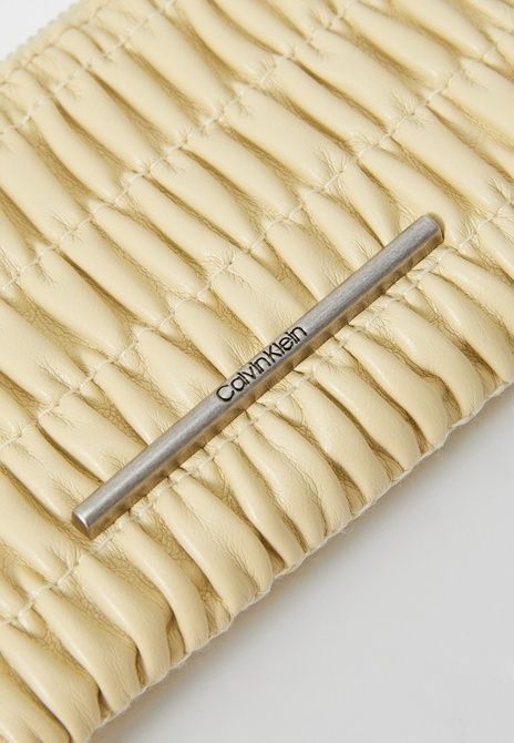 Calvin Klein Ruched Med Zip Wallet Parsnip Parsnip LV04F1061G &mdash; фото 5 з 5