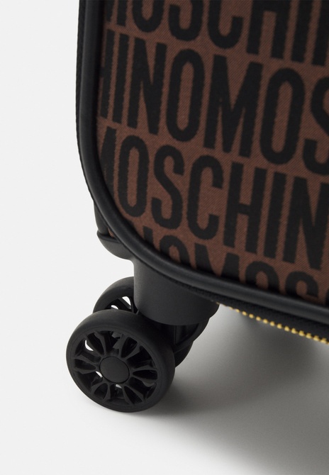 UNISEX - Wheeled suitcase Fantasy brown MOSCHINO — Фото, Картинка BAG❤BAG Купить оригинал Украина, Киев, Житомир, Львов, Одесса ❤bag-bag.com.ua