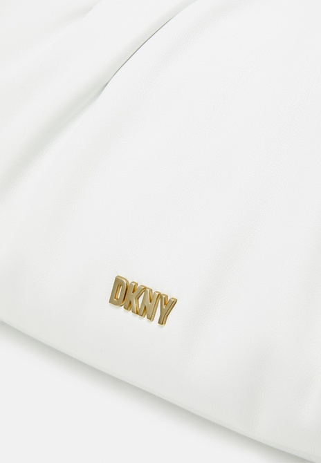 PRESLEY - Clutch OPTIC WHITE DKNY — Фото, Картинка BAG❤BAG Купить оригинал Украина, Киев, Житомир, Львов, Одесса ❤bag-bag.com.ua