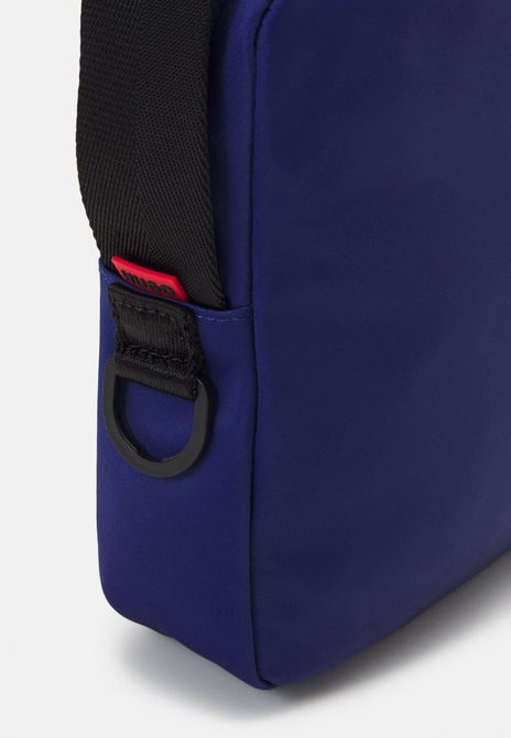ETHON UNISEX - Crossbody Bag Medium blue HUGO — Фото, Картинка BAG❤BAG Купить оригинал Украина, Киев, Житомир, Львов, Одесса ❤bag-bag.com.ua