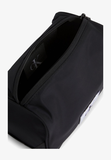 ESSENTIALS W - Wash Bag BLACK Calvin Klein — Фото, Картинка BAG❤BAG Купить оригинал Украина, Киев, Житомир, Львов, Одесса ❤bag-bag.com.ua