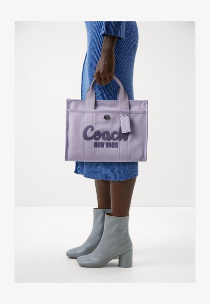 CARGO TOTE - Handbag Soft purple COACH — Фото, Картинка BAG❤BAG Купить оригинал Украина, Киев, Житомир, Львов, Одесса ❤bag-bag.com.ua