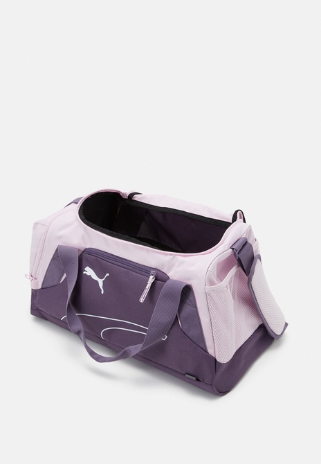 FUNDAMENTALS Bag UNISEX - Sports Bag Purple charcoal / Pearl pink PUMA — Фото, Картинка BAG❤BAG Придбати оригінал Україна, Київ, Житомир, Львів, Одеса ❤bag-bag.com.ua
