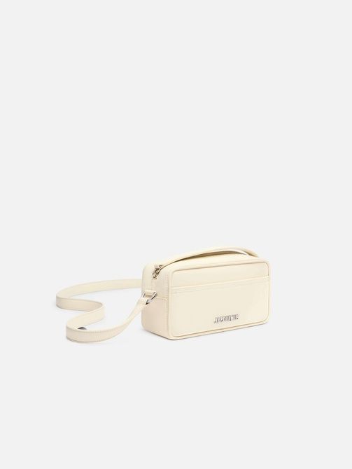 Jacquemus The Baneto &mdash; Leather camera bag Light Ivory BAM00429AC01C01115 &mdash; фото 4 из 7