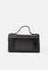 Calvin Klein Emblem Beauty Case Wash Bag Black BLACK LV04F1102G &mdash; фото 1 з 5