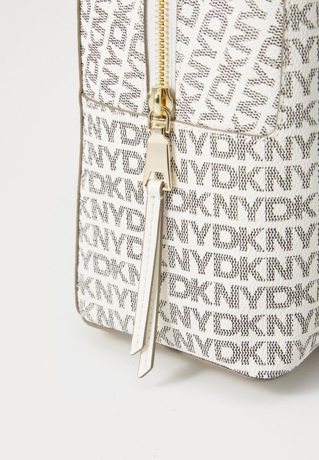 DKNY Bryant Ave Backpack Backpack Putty / Marshmallow R51KYJ33 &mdash; фото 4 из 6