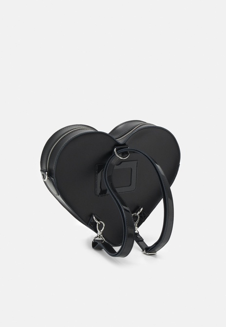 HEART BACKPACK - Backpack BLACK Dr. Martens — Фото, Картинка BAG❤BAG Купить оригинал Украина, Киев, Житомир, Львов, Одесса ❤bag-bag.com.ua