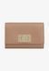 FURLA 1927 COMPACT M - Wallet Greige WP00225ARE0001257S1007-1257S &mdash; фото 1 из 3