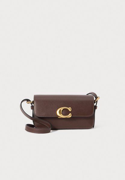 COACH Refined Zoe Shoulder Bag Cross Body Bag Maple Maple CAM18-B4MPL &mdash; фото 1 из 4