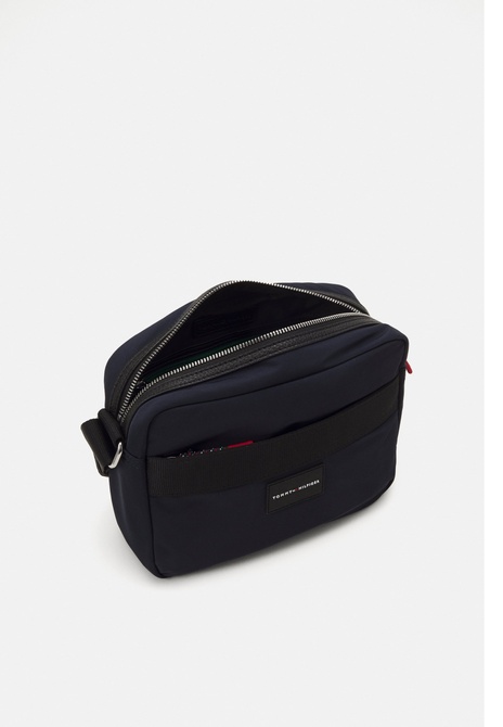 FUNC MINI MESSENGER UNISEX - Crossbody Bag Space blue TOMMY HILFIGER — Фото, Картинка BAG❤BAG Купить оригинал Украина, Киев, Житомир, Львов, Одесса ❤bag-bag.com.ua