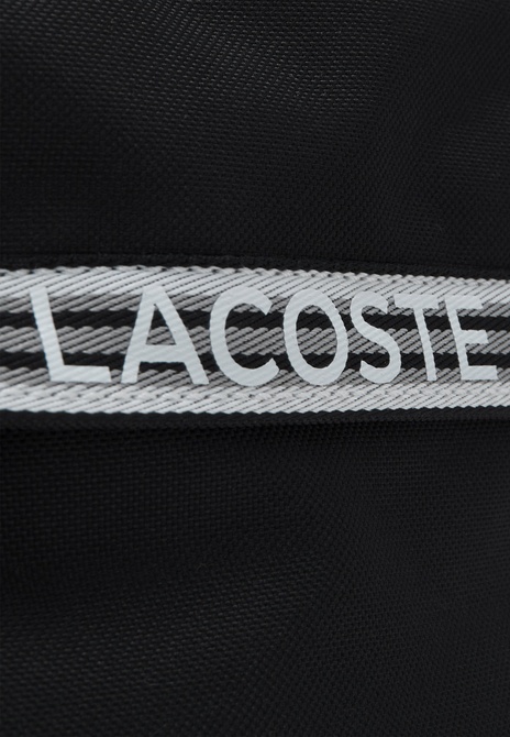 NEOCROC SEASONAL UNISEX - Crossbody Bag Noir blanc Lacoste — Фото, Картинка BAG❤BAG Купить оригинал Украина, Киев, Житомир, Львов, Одесса ❤bag-bag.com.ua
