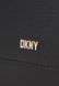 BRYANT PARK FLAP CBODY - Crossbody Bag Black / Gold DKNY — 5/5 Фото, Картинка BAG❤BAG Купить оригинал Украина, Киев, Житомир, Львов, Одесса ❤bag-bag.com.ua