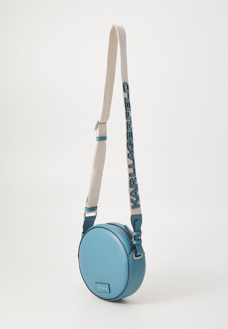KARL LAGERFELD Circle Round Perforated Crossbody Bag Turquoise TURQUOISE A3W30059 &mdash; фото 3 из 6