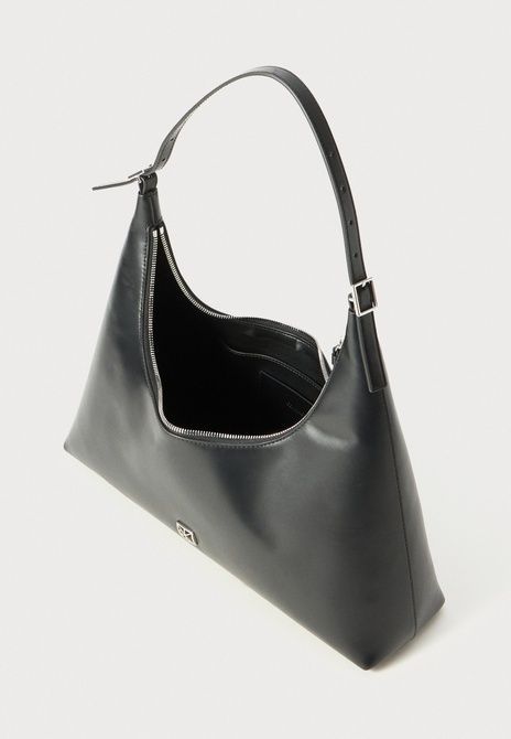 Calvin Klein Emblem Leather Shoulder Bag Tote Bag Black BLACK LV04F3262G &mdash; фото 3 з 4