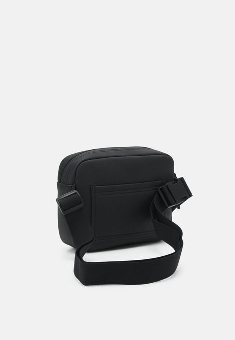 Lacoste REPORTER Bag UNISEX - Crossbody Bag Noir NH4046LV-P00 &mdash; фото 2 из 4