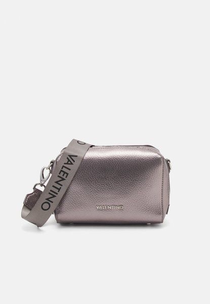 Valentino Bags PATTIE - Crossbody Bag Canna VBS52901MET-279 &mdash; фото 1 из 6