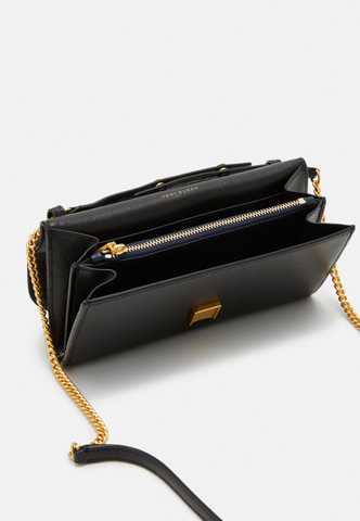 Tory Burch Robinson Chain Wallet - Black