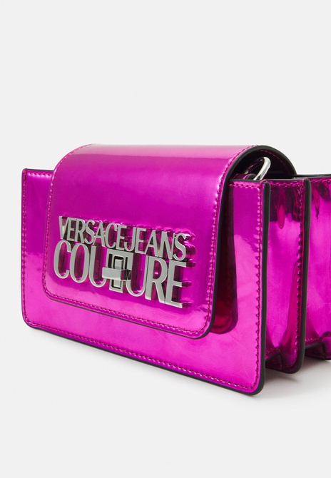 RANGE - Crossbody Bag CRIMSON Versace — Фото, Картинка BAG❤BAG Купить оригинал Украина, Киев, Житомир, Львов, Одесса ❤bag-bag.com.ua