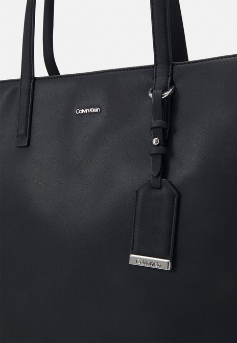 MUST NUBUCK - Handbag BLACK Calvin Klein — Фото, Картинка BAG❤BAG Купить оригинал Украина, Киев, Житомир, Львов, Одесса ❤bag-bag.com.ua