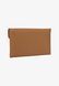 Valentino Luxe Pochette Clutch CUOIO BG147157VAL &mdash; фото 2 из 5