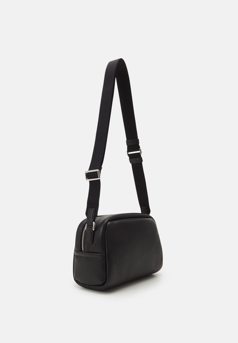 PUFFED SMALL CROSSBODY - Crossbody Bag BLACK Kate Spade New York — Фото, Картинка BAG❤BAG Купить оригинал Украина, Киев, Житомир, Львов, Одесса ❤bag-bag.com.ua