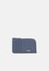 BRYANT ZIP CARD HOLDER - Wallet STEEL BLUE DKNY — 1/4 Фото, Картинка BAG❤BAG Купить оригинал Украина, Киев, Житомир, Львов, Одесса ❤bag-bag.com.ua