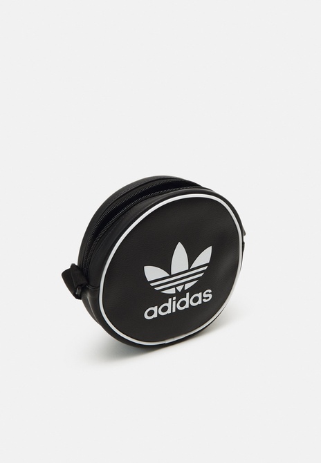AC ROUND - Crossbody Bag BLACK Adidas — Фото, Картинка BAG❤BAG Купить оригинал Украина, Киев, Житомир, Львов, Одесса ❤bag-bag.com.ua