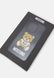 I-PHONE 14 PRO UNISEX - Phone case Fantasy black MOSCHINO — 3/4 Фото, Картинка BAG❤BAG Купить оригинал Украина, Киев, Житомир, Львов, Одесса ❤bag-bag.com.ua