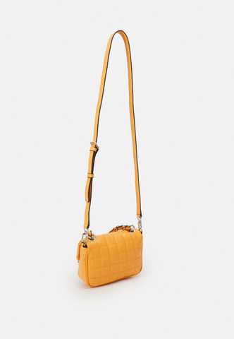 flap cross bag mini