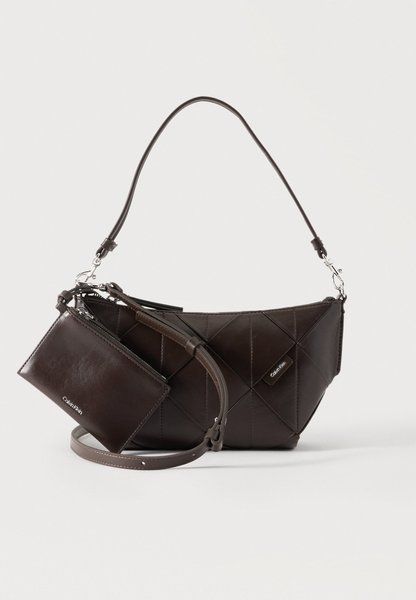 Calvin Klein Shoulder Bag Handbag DARK BROWN LV04F3546G-BAL &mdash; фото 1 з 5