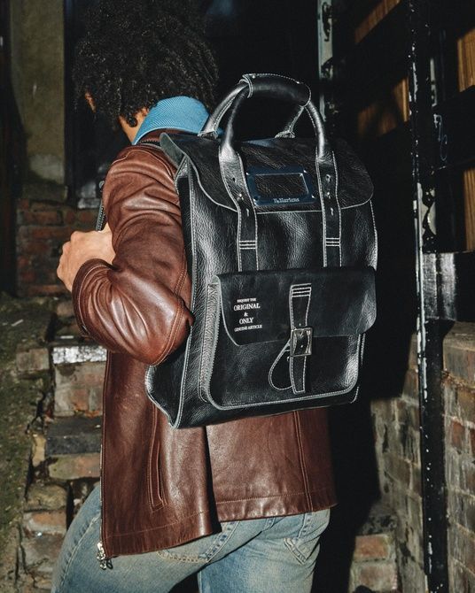 Dr. Martens Overdrive Leather Backpack Black Overdrive AC989007 &mdash; фото 2 з 9