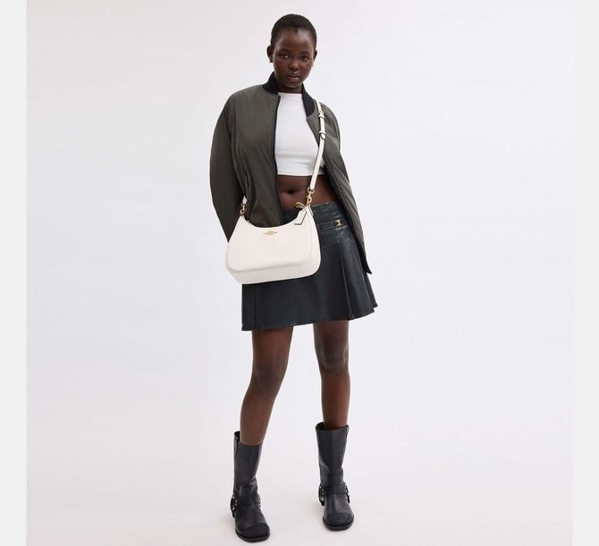COACH Teri Hobo Bag Gold / Chalk CV935 &mdash; фото 3 з 9
