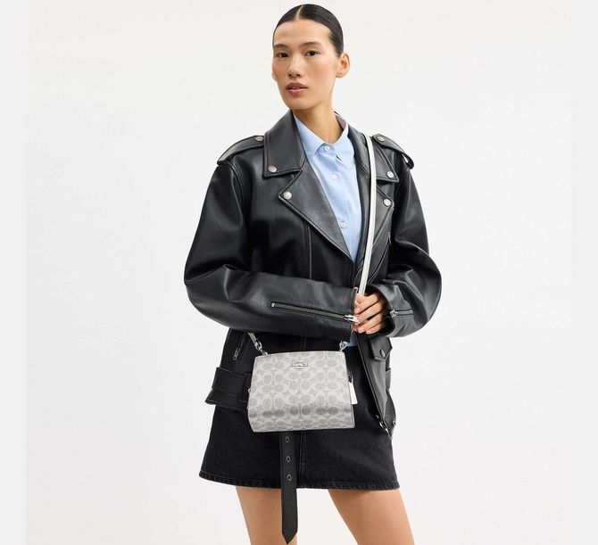 COACH Gia Crossbody Bag In Signature Canvas SILVER CCK70 &mdash; фото 2 з 8